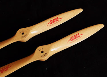 SAIL Beechwood PropellerHigh Performance SAIL Beechwood Propeller 14 17 Inch Forward & ReverseUAVMODEL